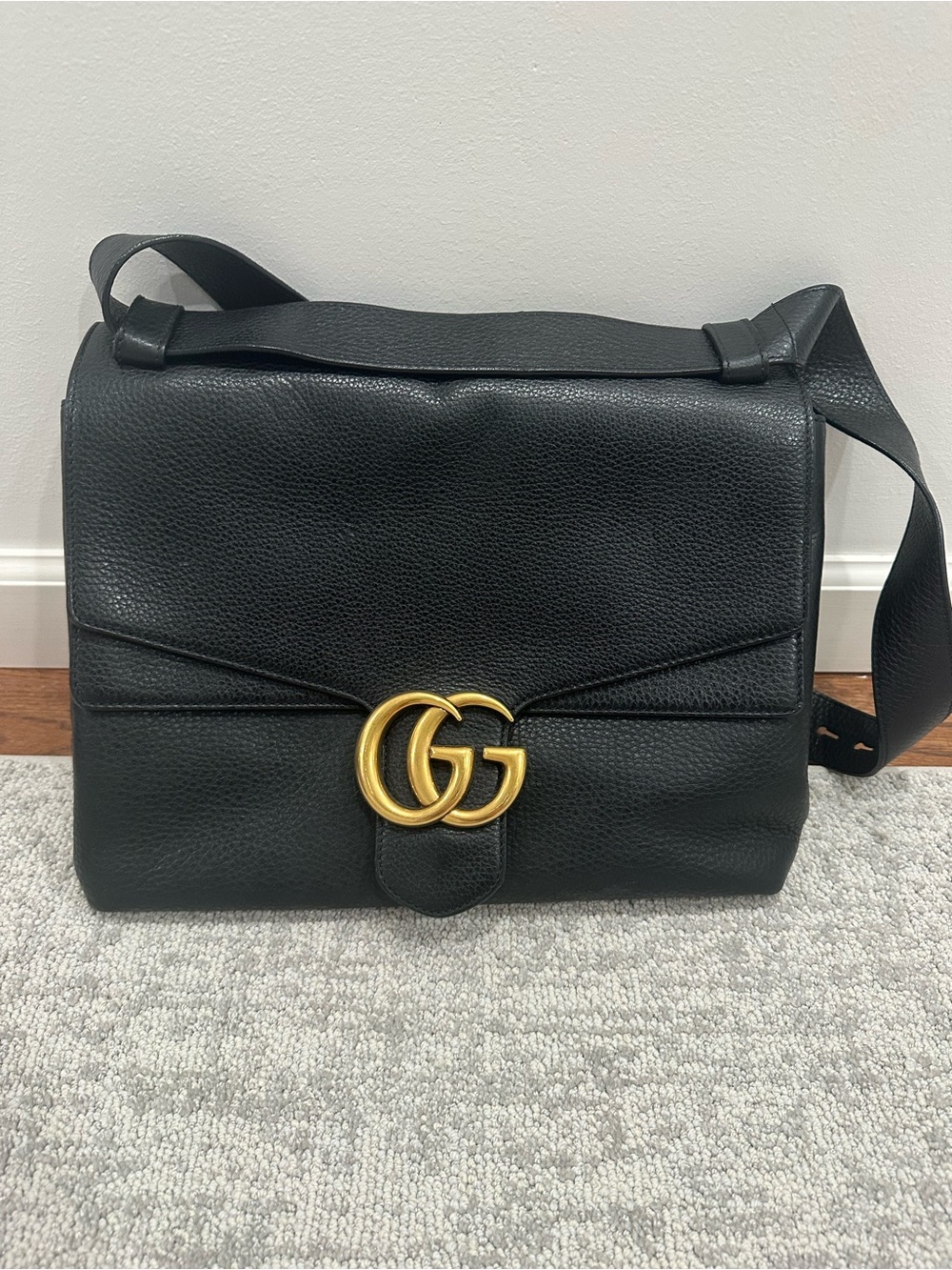 Gucci Black Leather Messenger Bag with Gold GG Hardware